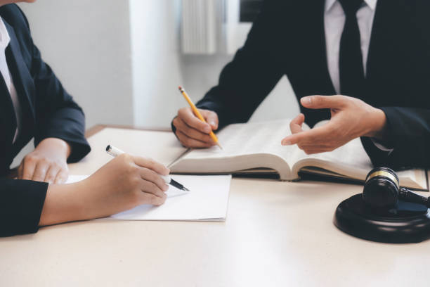 How to Find the Right Lawyer for Your Case